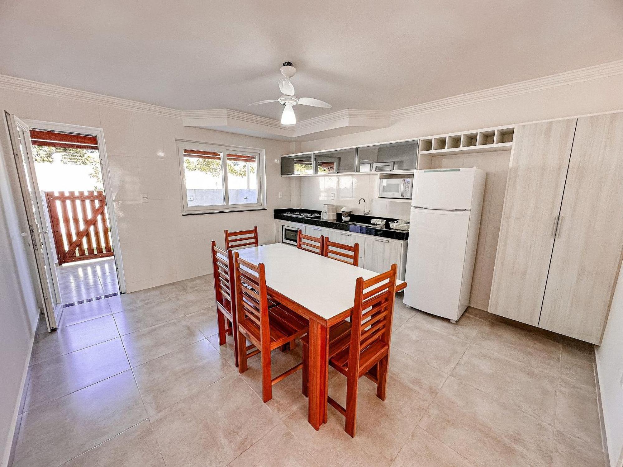 Casa Toda Climatizada Com 2 Suites, Gourmet Privativo E Internet 300mbps No Residencial Monte Oliveiras Em Arraial D'ajuda , Com Piscinas, Sauna E Portaria 24hrs. * Porto Seguro
